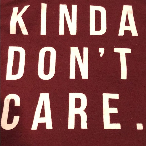 A burgundy and black Cropped hoodie - Picture 2 of 3